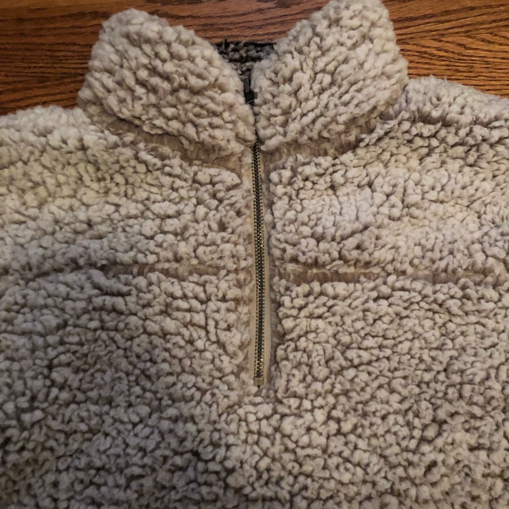 Thread and Supply Fleece - Picture 2 of 4